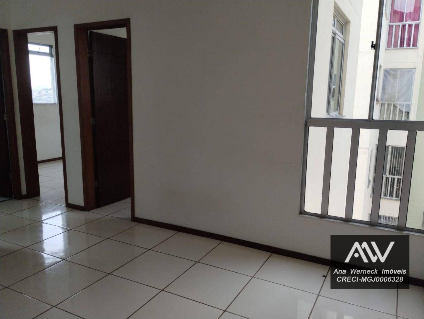 Apartamento à venda com 2 quartos, 50m² - Foto 4