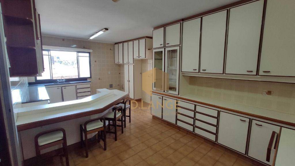 Apartamento à venda com 3 quartos, 180m² - Foto 5