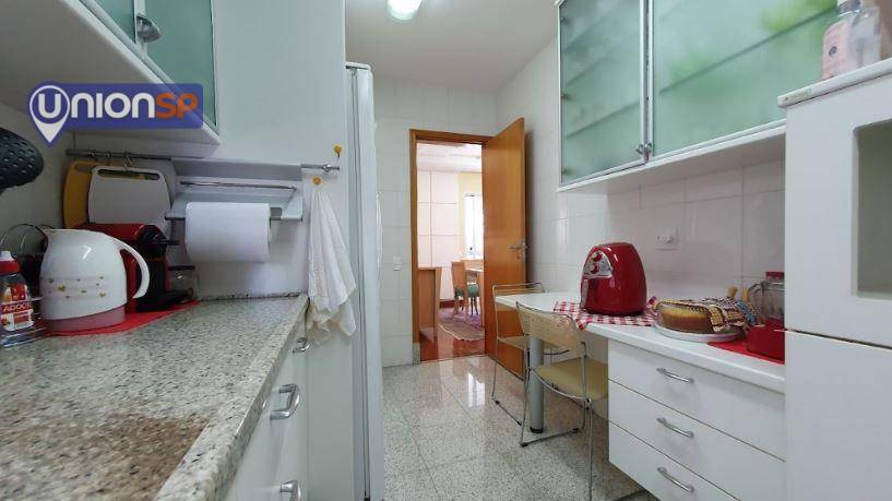 Apartamento à venda com 4 quartos, 189m² - Foto 16