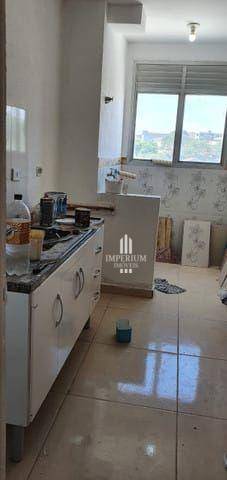 Apartamento à venda com 3 quartos, 68m² - Foto 2