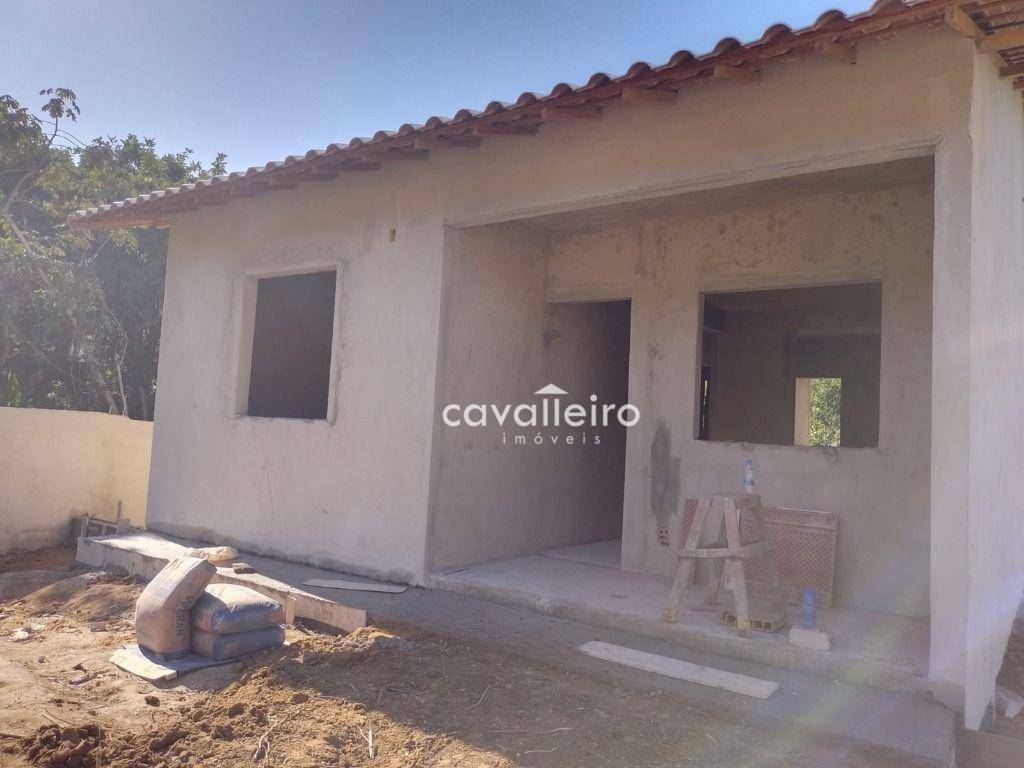 Casa à venda com 2 quartos, 65m² - Foto 3