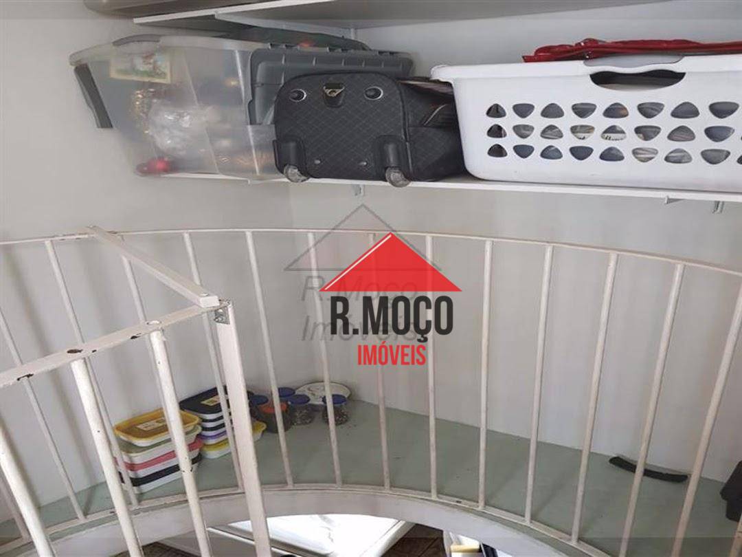 Sobrado à venda com 2 quartos, 120m² - Foto 23