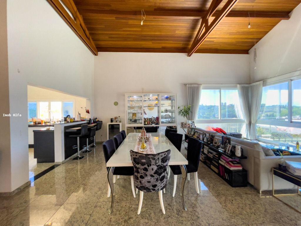 Casa à venda com 3 quartos, 680m² - Foto 11