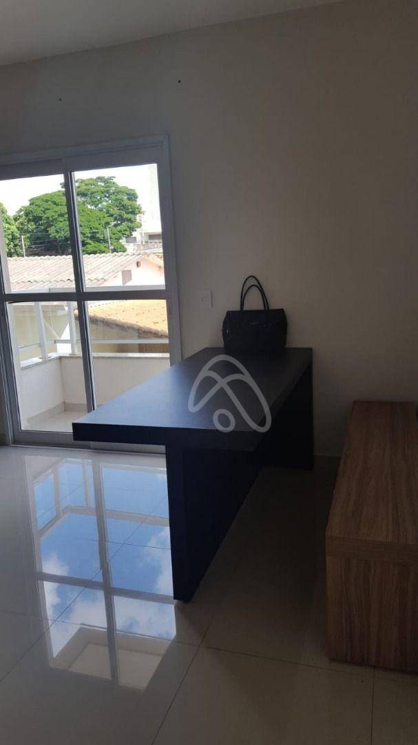 Apartamento à venda com 3 quartos, 65m² - Foto 2