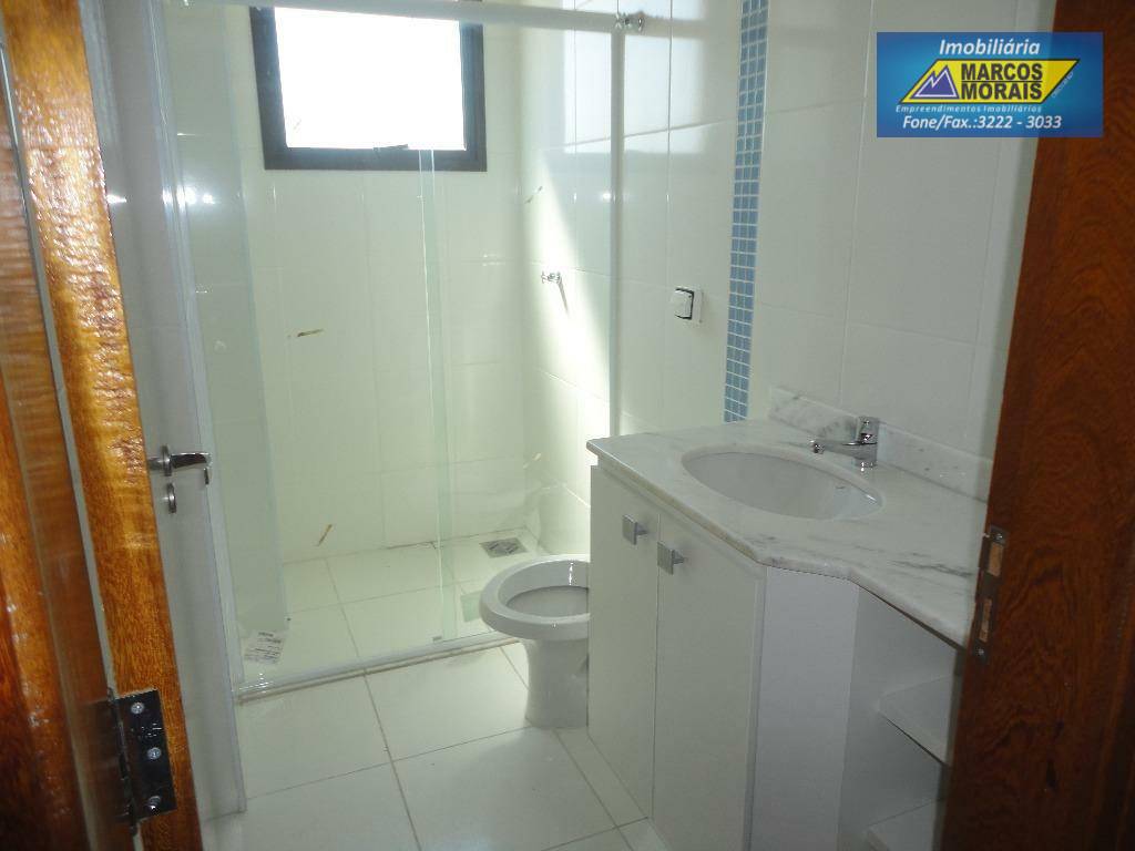 Apartamento à venda com 3 quartos, 112m² - Foto 10