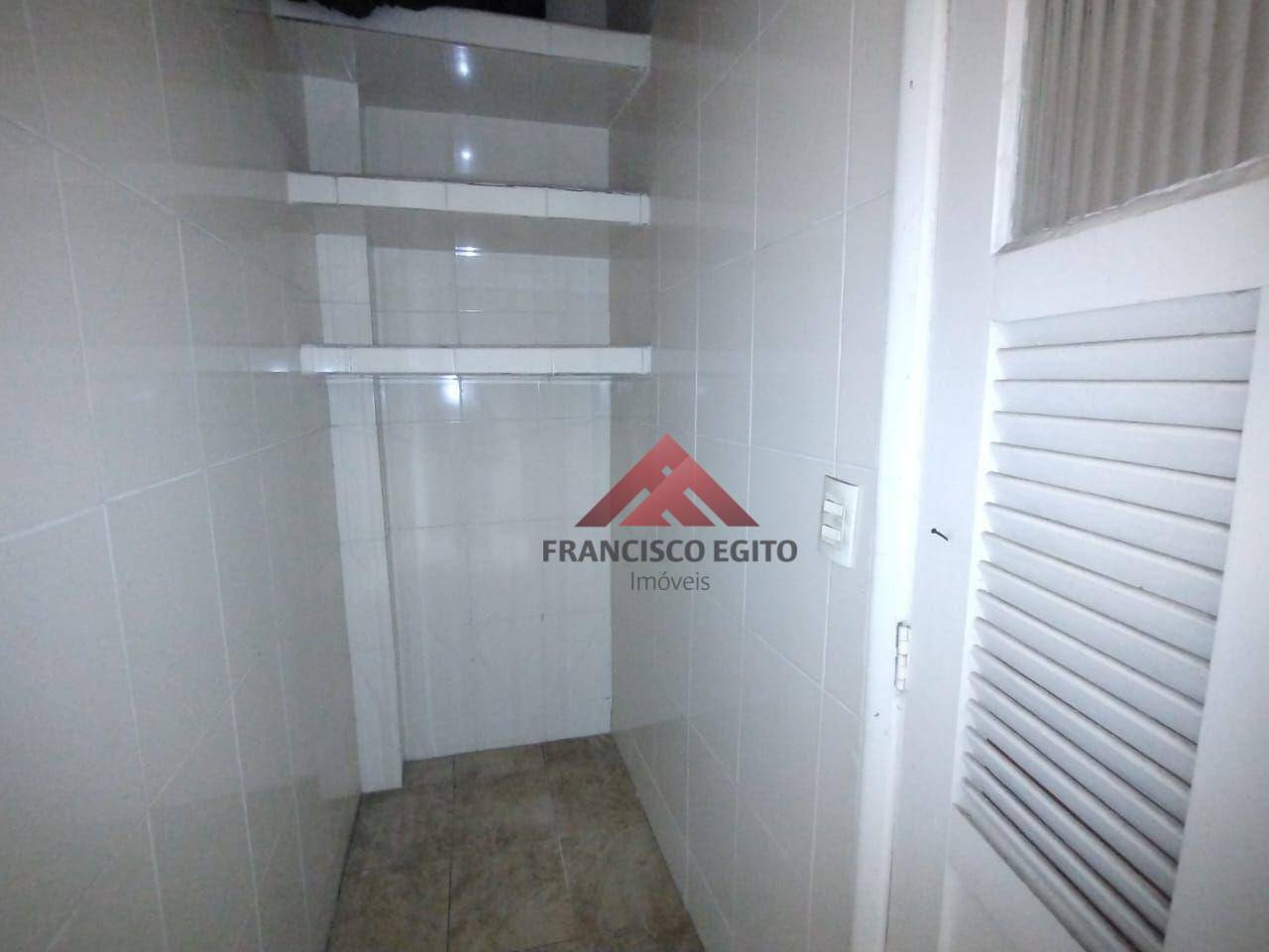 Apartamento à venda com 2 quartos, 65m² - Foto 15