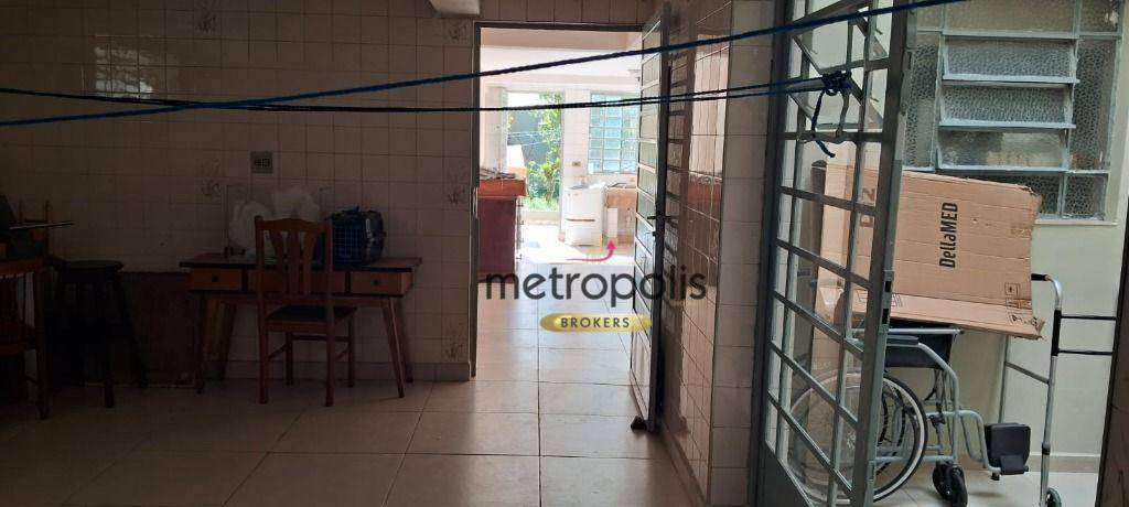 Casa à venda com 3 quartos, 340m² - Foto 21