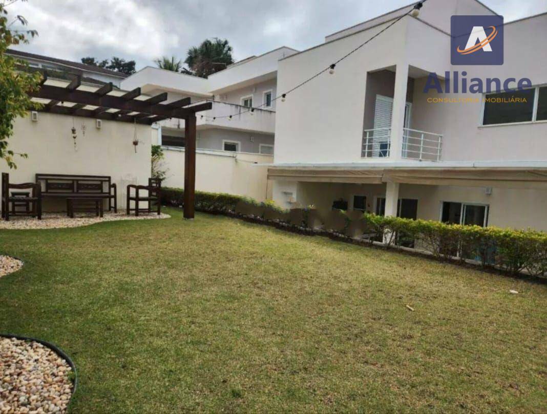 Casa à venda e aluguel com 3 quartos, 250m² - Foto 11