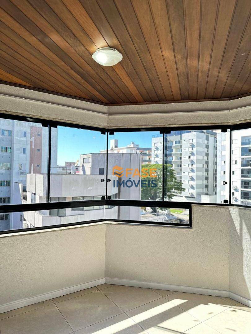 Apartamento à venda com 3 quartos, 155m² - Foto 9