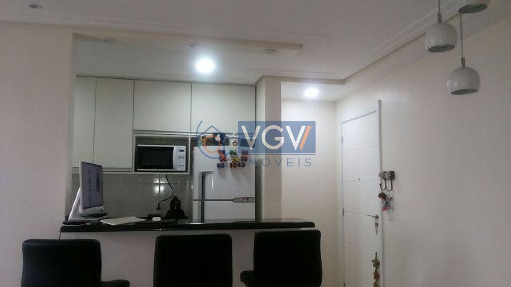 Apartamento à venda com 2 quartos, 68m² - Foto 1