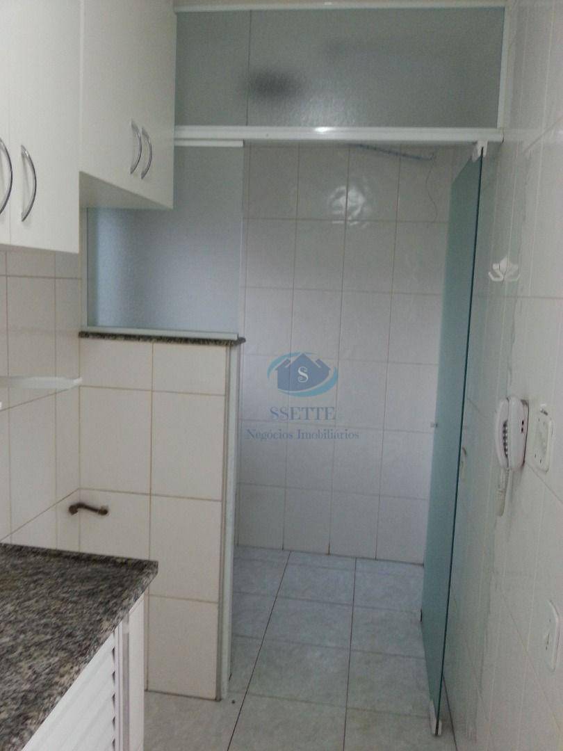 Apartamento à venda com 2 quartos, 55m² - Foto 10