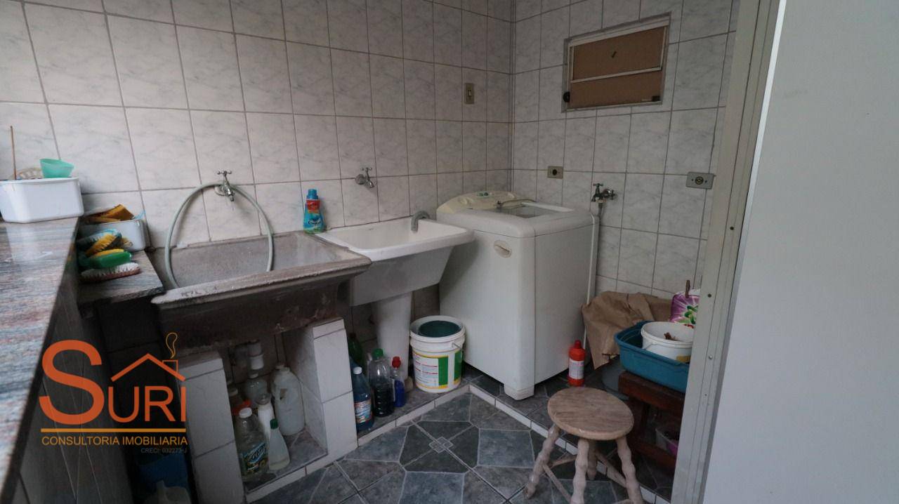 Sobrado à venda com 3 quartos, 227m² - Foto 26