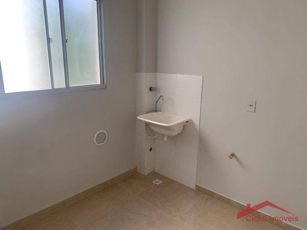 Apartamento à venda com 2 quartos, 44m² - Foto 6