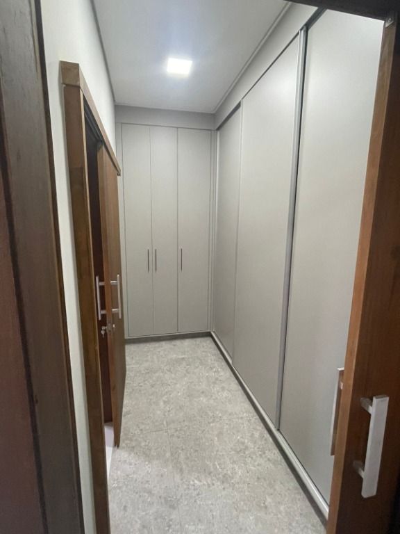 Casa de Condomínio à venda com 3 quartos, 211m² - Foto 25