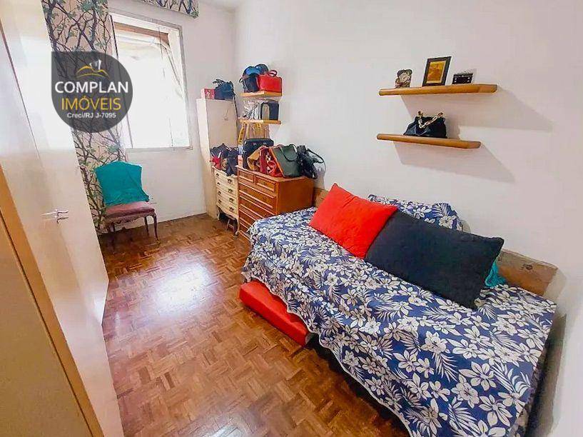 Apartamento à venda com 3 quartos, 135m² - Foto 13