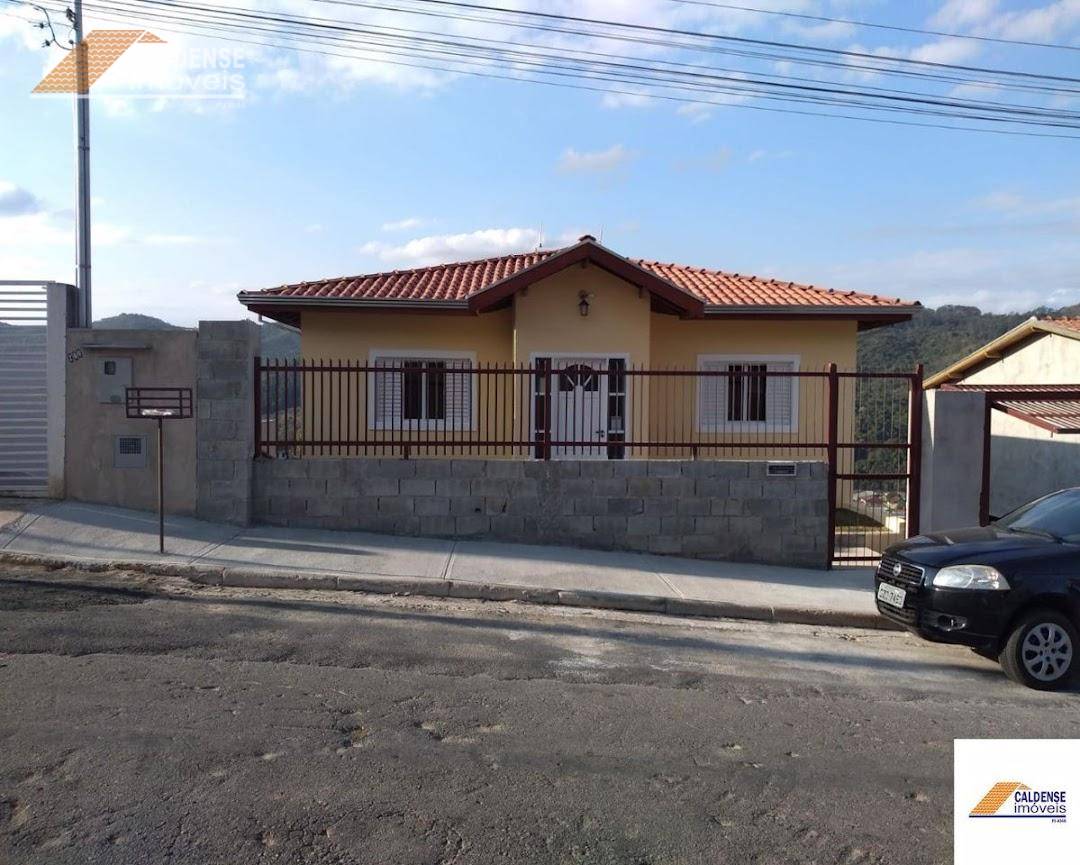 Casa, 3 quartos, 240 m² - Foto 1