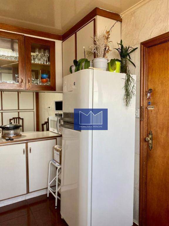 Apartamento à venda com 3 quartos, 141m² - Foto 61