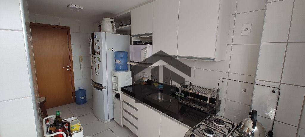 Apartamento à venda com 3 quartos, 94m² - Foto 17