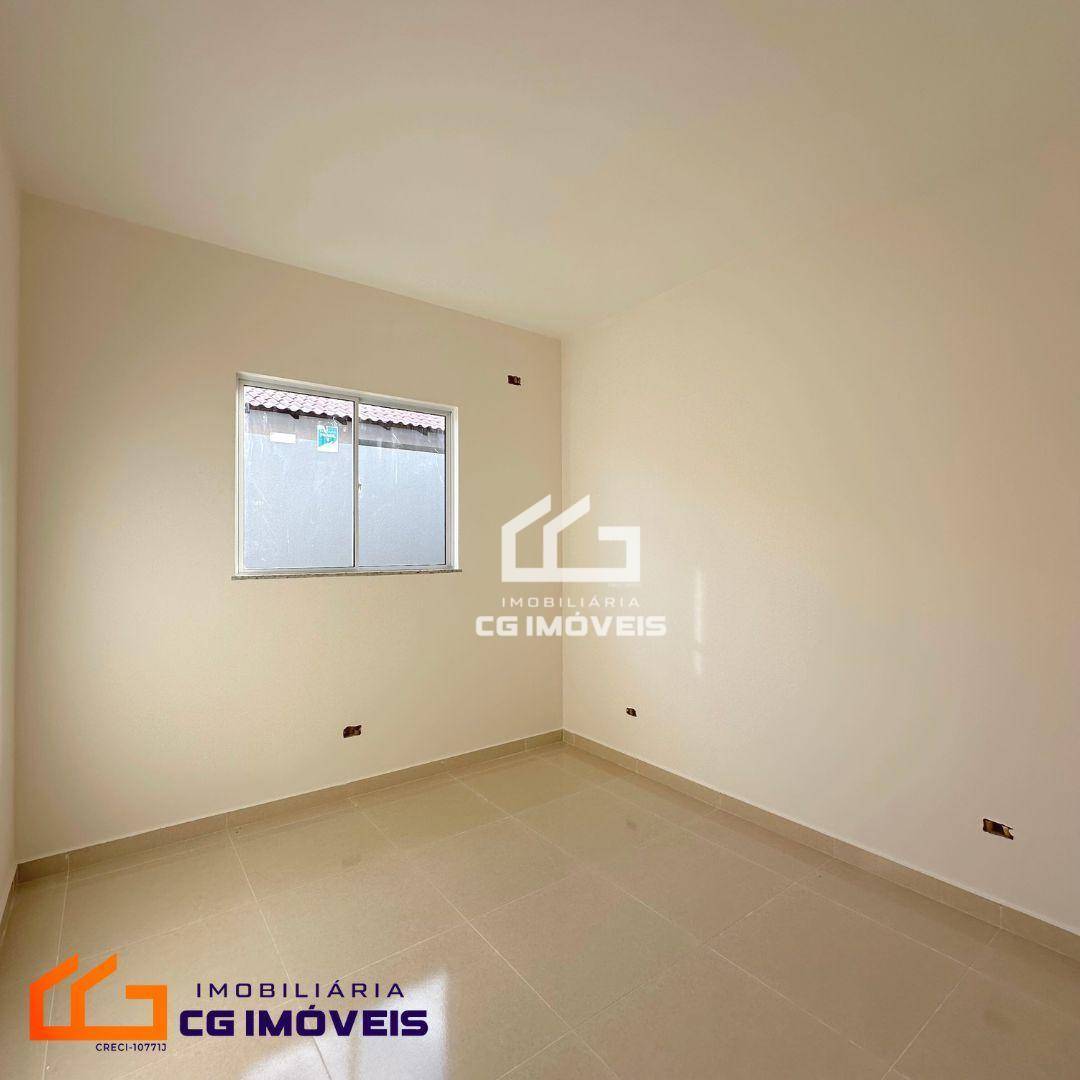 Casa à venda com 2 quartos, 74m² - Foto 4