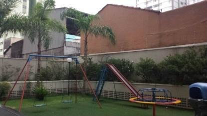 Apartamento à venda com 2 quartos, 151m² - Foto 2