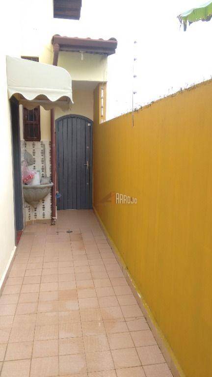 Casa à venda com 3 quartos, 138m² - Foto 9