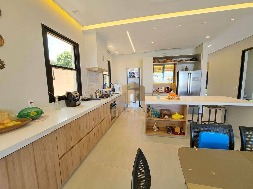 Casa de Condomínio à venda com 4 quartos, 299m² - Foto 18