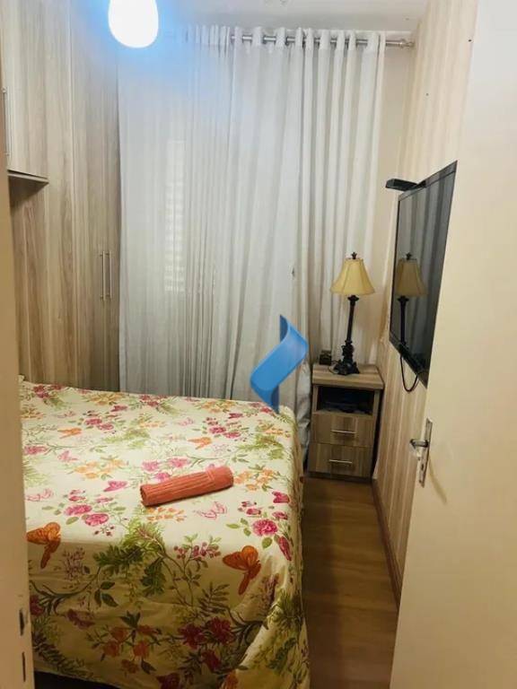 Apartamento à venda com 2 quartos, 63m² - Foto 13