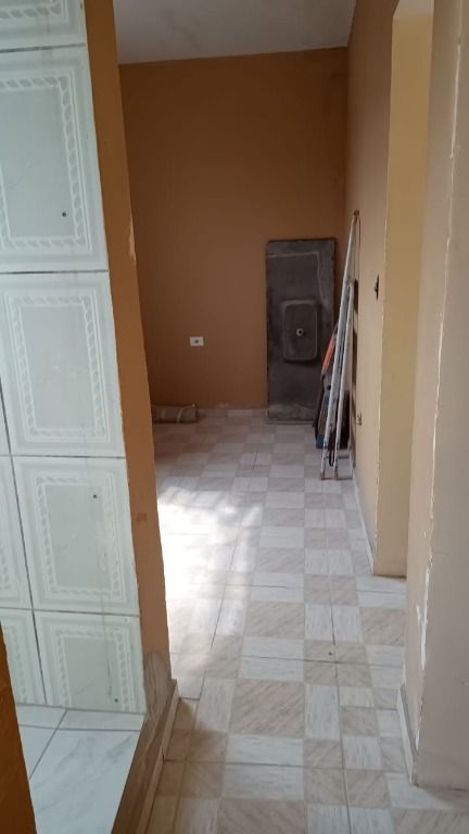 Sobrado à venda com 2 quartos, 180m² - Foto 36