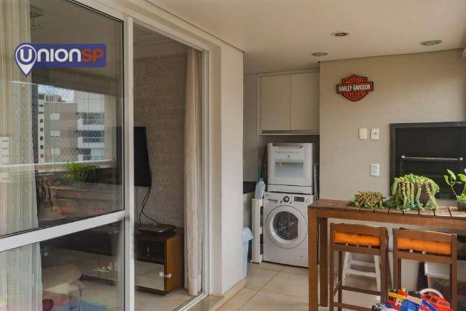 Apartamento à venda com 2 quartos, 69m² - Foto 4