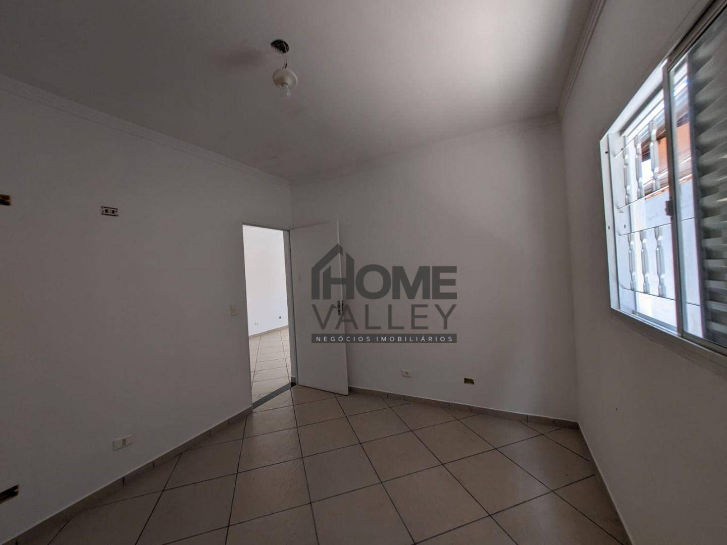 Casa à venda com 2 quartos, 98m² - Foto 10