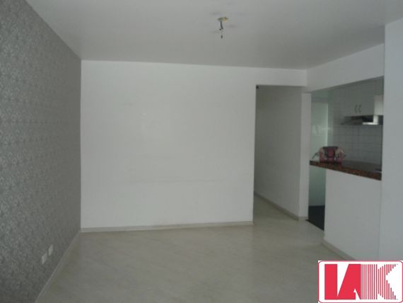 Apartamento para alugar com 2 quartos, 78m² - Foto 17