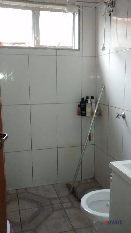 Casa à venda com 2 quartos, 87m² - Foto 2