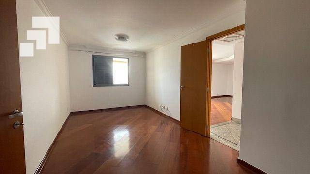 Apartamento para alugar com 4 quartos, 170m² - Foto 24