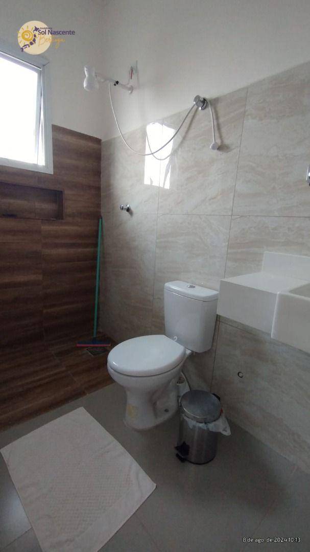 Casa à venda com 4 quartos, 250m² - Foto 29