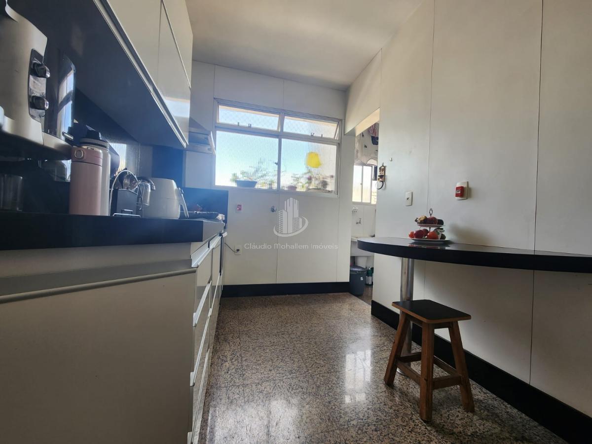 Apartamento à venda com 4 quartos, 130m² - Foto 28