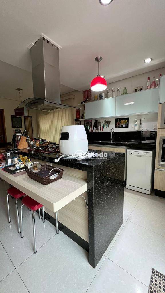 Casa de Condomínio à venda com 4 quartos, 250m² - Foto 22