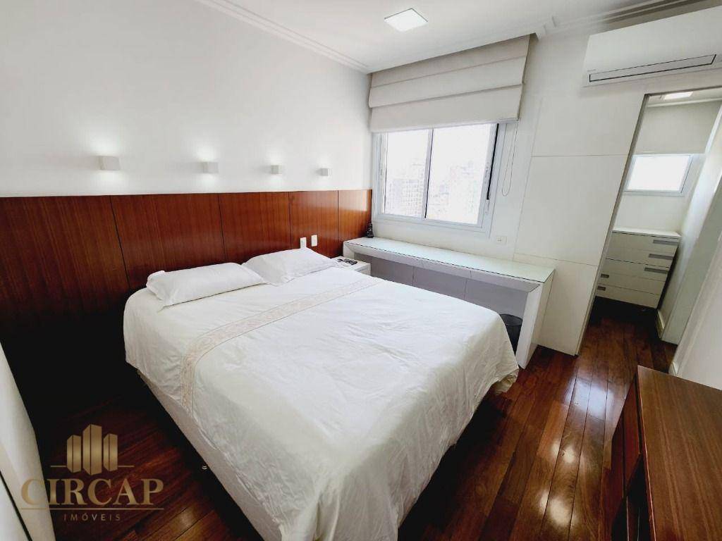 Apartamento à venda com 4 quartos, 225m² - Foto 14