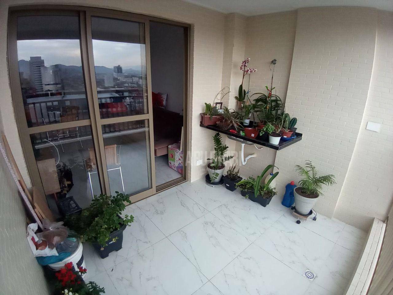 Apartamento à venda com 2 quartos, 63m² - Foto 3