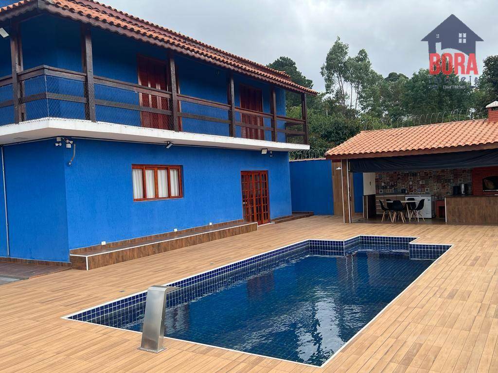 Casa de Condomínio à venda com 3 quartos, 268m² - Foto 1