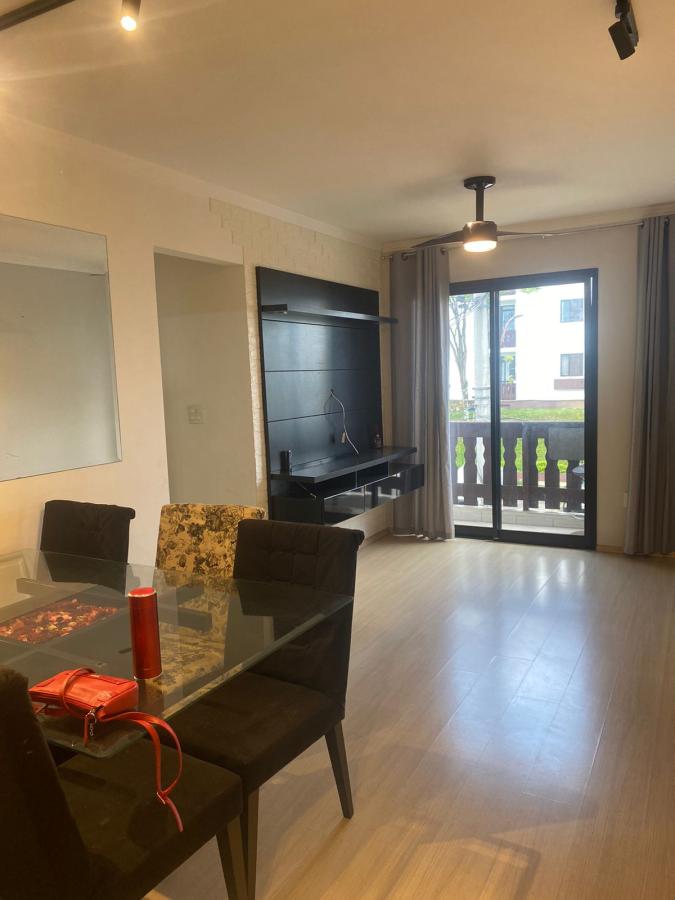 Apartamento para alugar com 2 quartos, 65m² - Foto 15