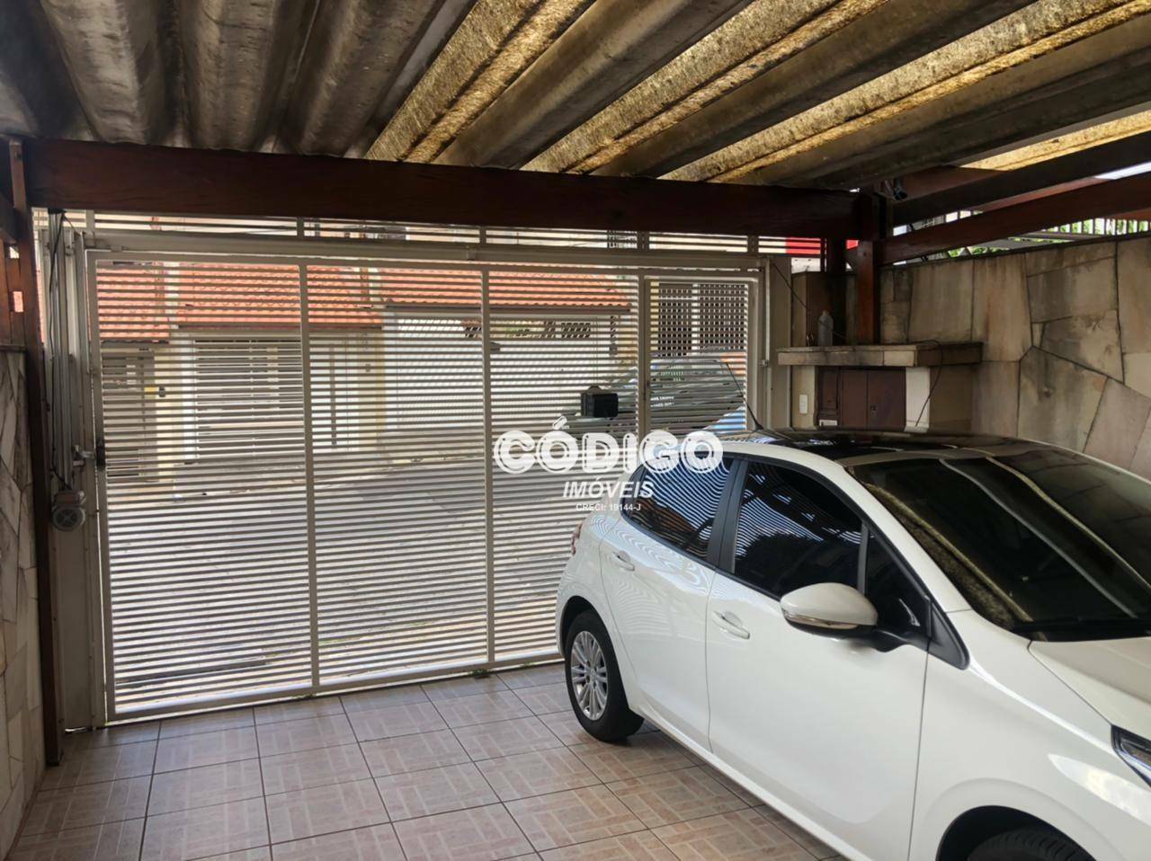 Sobrado à venda com 3 quartos, 110m² - Foto 2