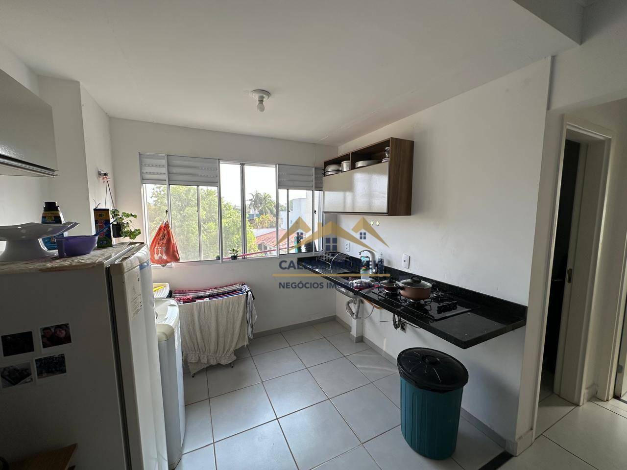 Apartamento à venda com 2 quartos, 45m² - Foto 3