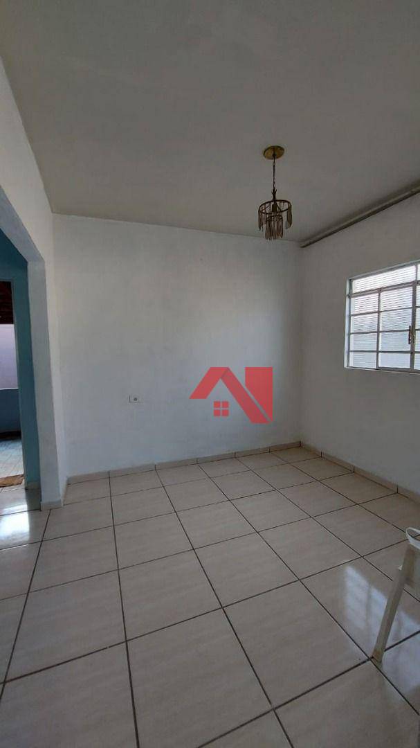 Casa à venda com 2 quartos, 120m² - Foto 13