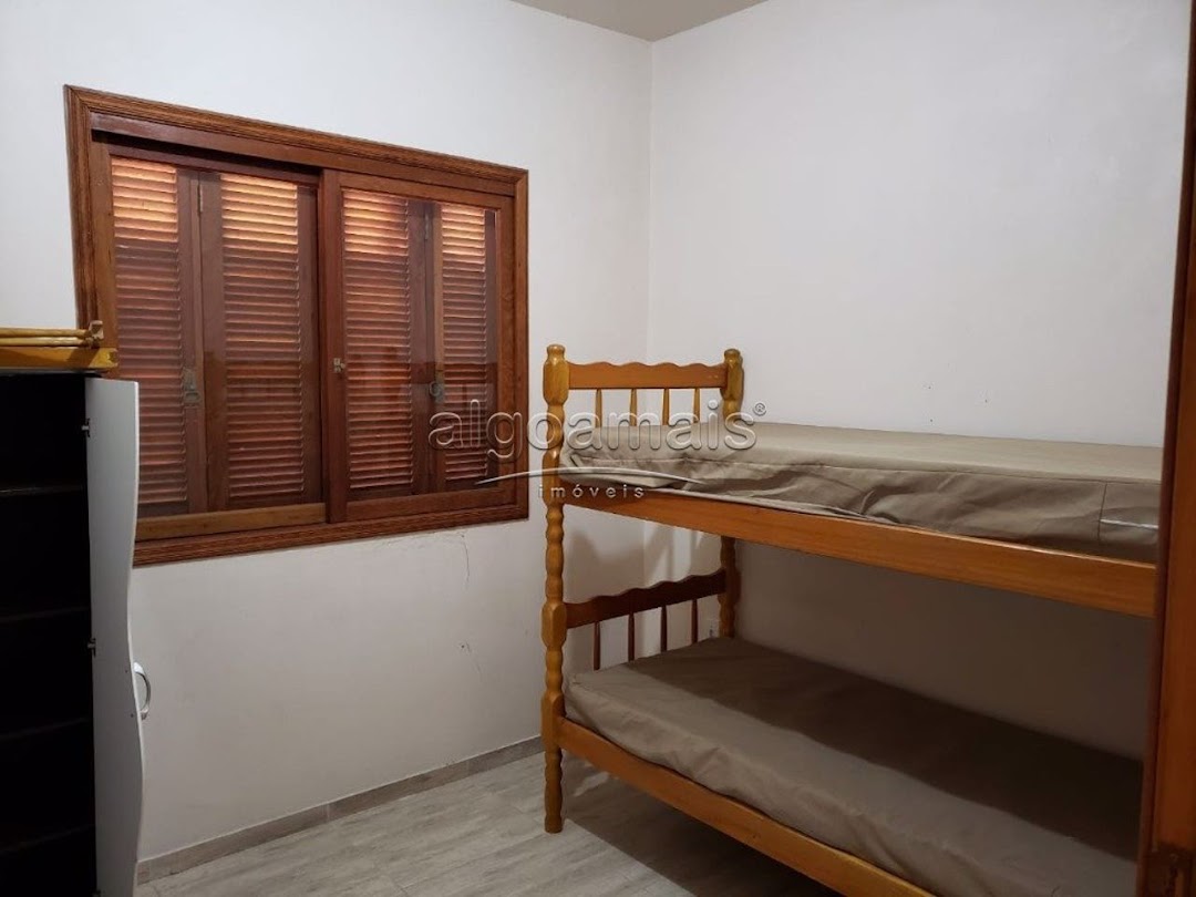 Casa à venda com 3 quartos, 98m² - Foto 3