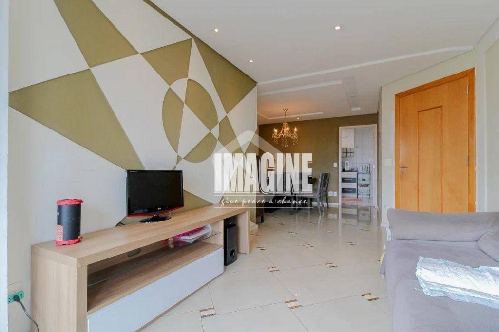 Apartamento à venda com 3 quartos, 95m² - Foto 2