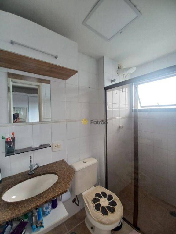 Apartamento à venda com 3 quartos, 68m² - Foto 3