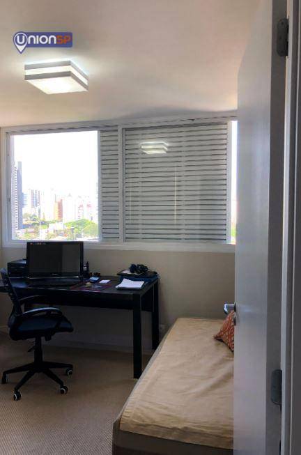 Apartamento à venda com 3 quartos, 111m² - Foto 4