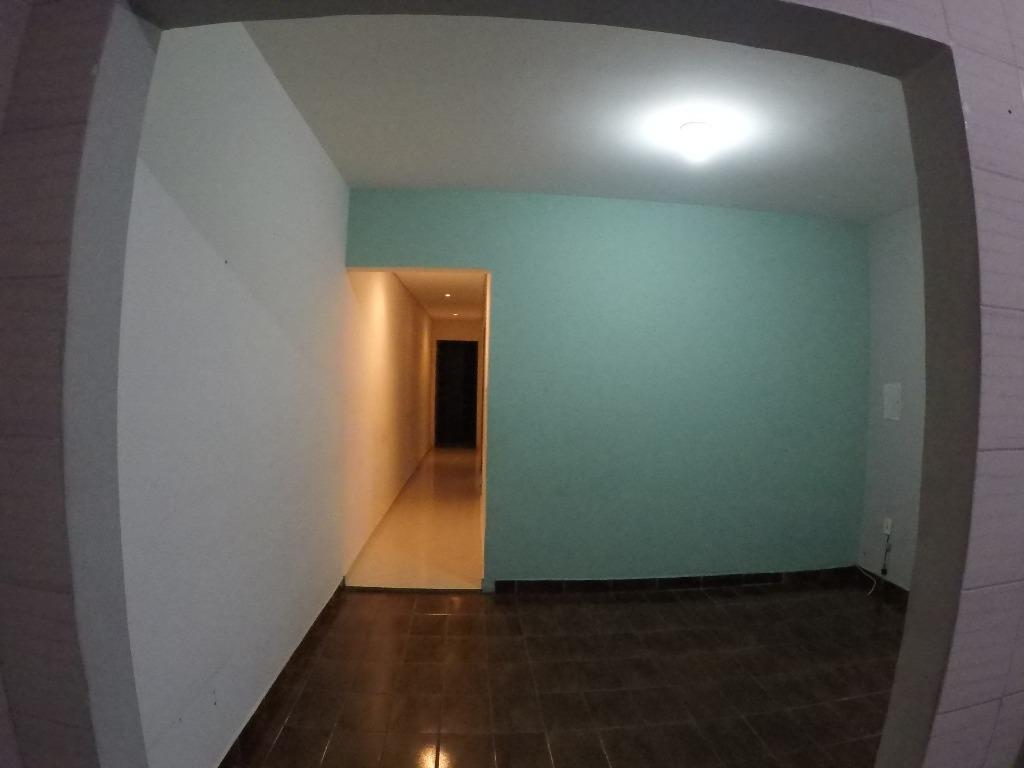 Casa à venda com 6 quartos, 140m² - Foto 6