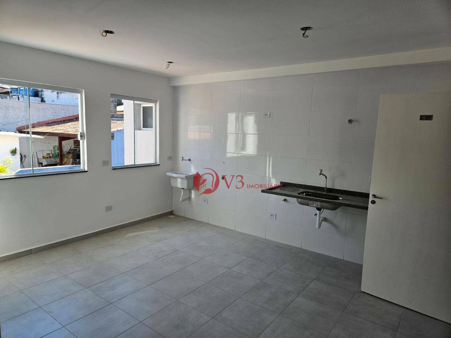 Apartamento à venda com 2 quartos, 44m² - Foto 1