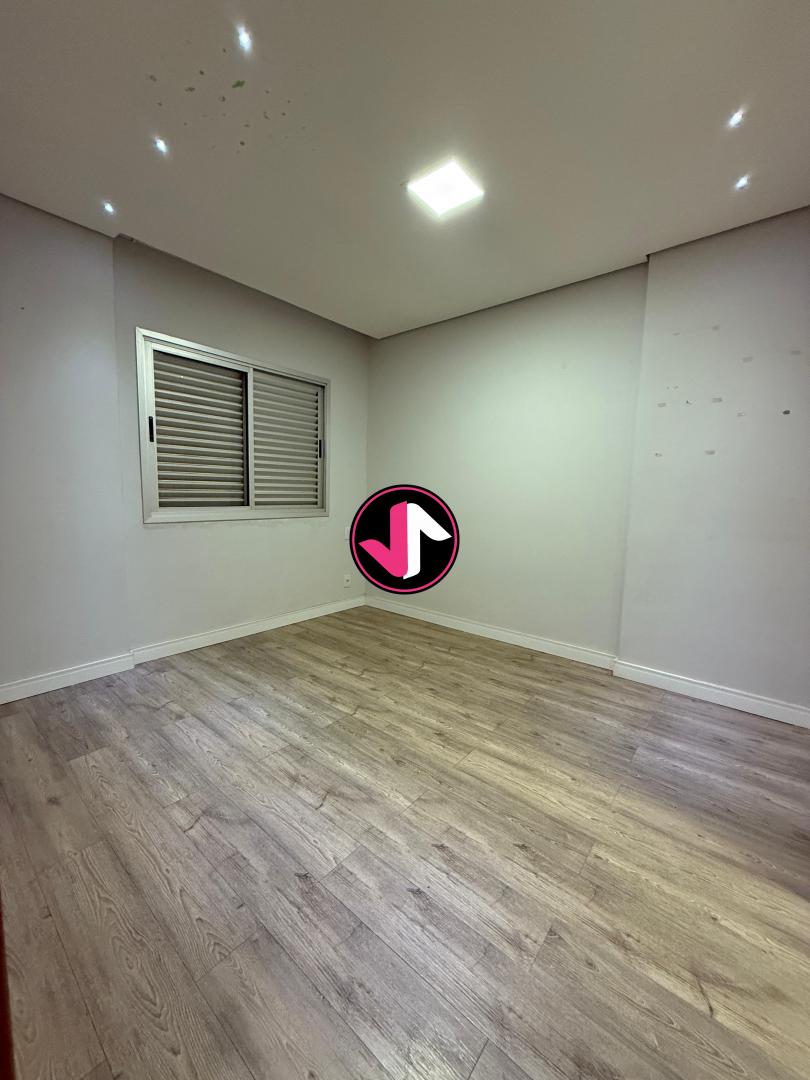 Apartamento à venda com 3 quartos, 142m² - Foto 9